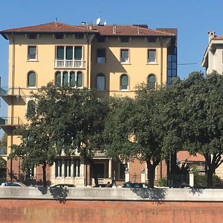 Adige Penthouse Aparthotel Verona Exterior photo